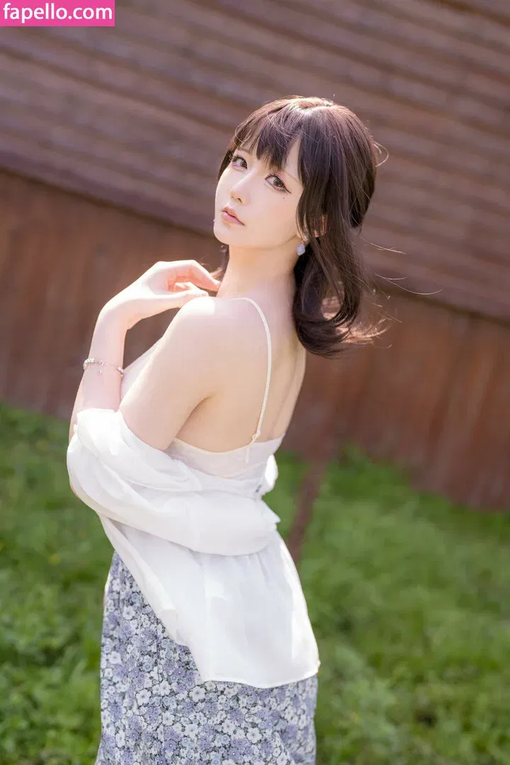 Hoshilily Onlyfans Photo Gallery 