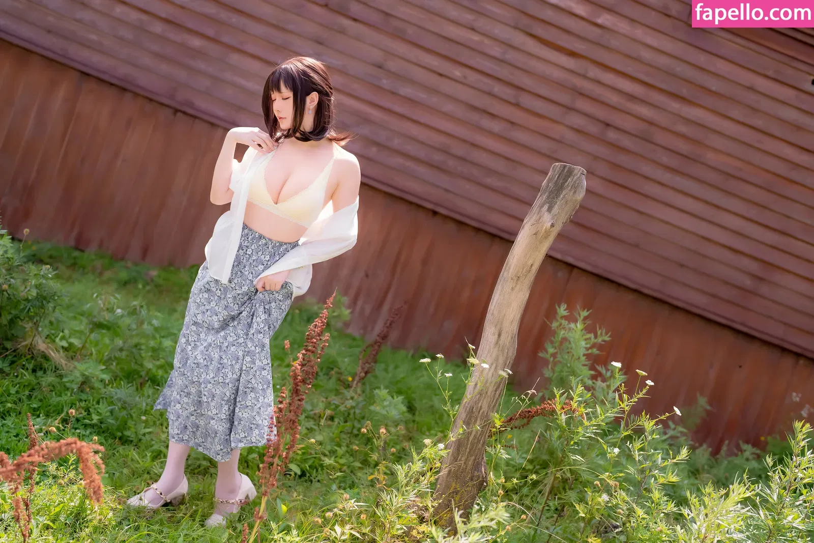 Hoshilily Onlyfans Photo Gallery 