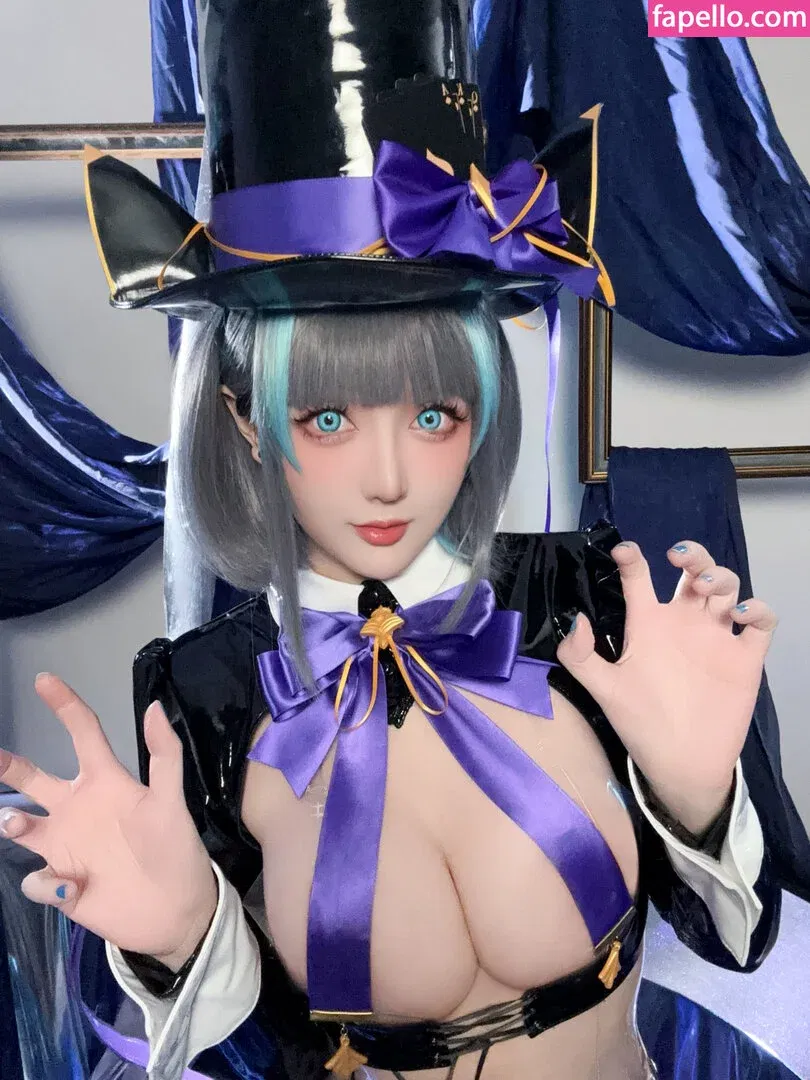 Hoshilily Onlyfans Photo Gallery 