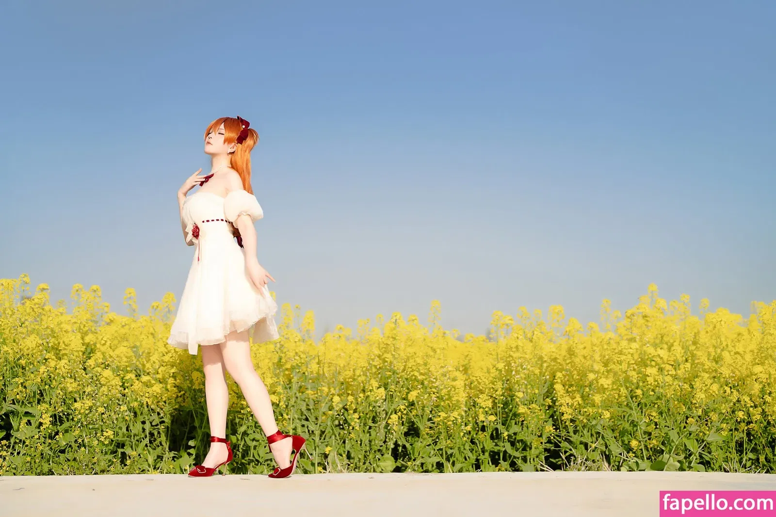 Hoshilily Onlyfans Photo Gallery 