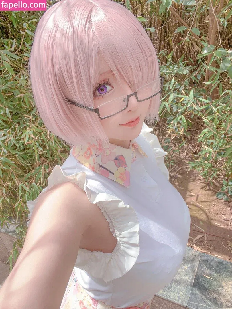 Hoshilily Onlyfans Photo Gallery 