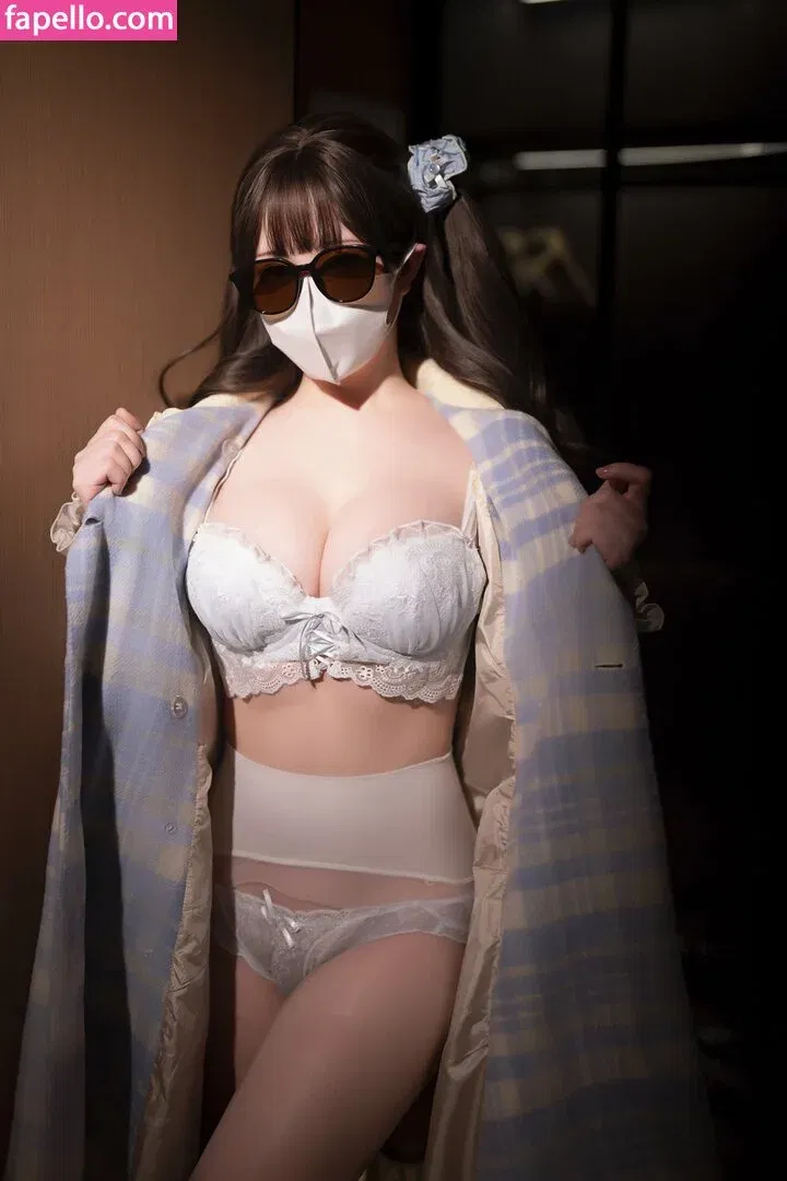 Hoshilily Onlyfans Photo Gallery 