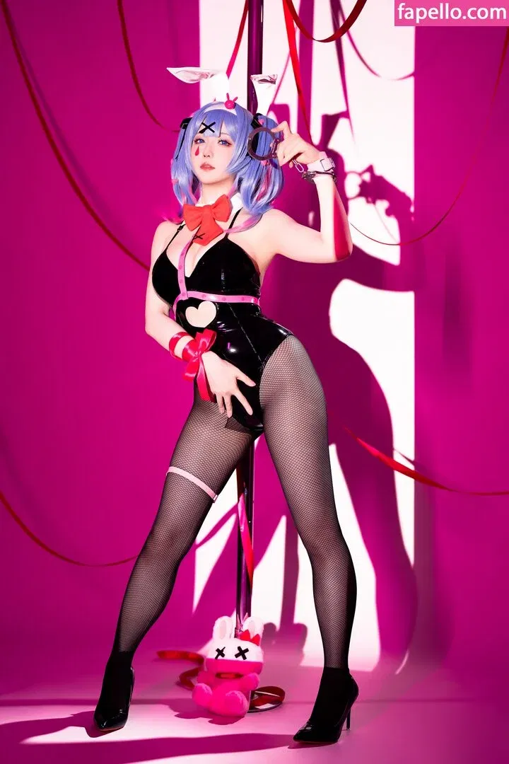 Hoshilily Onlyfans Photo Gallery 