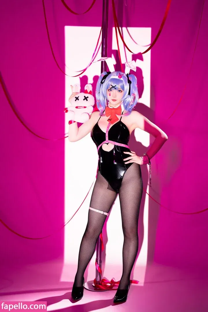 Hoshilily Onlyfans Photo Gallery 