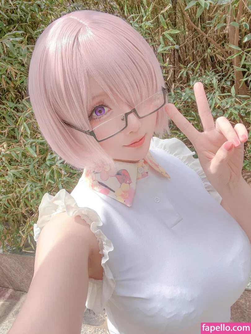 Hoshilily Onlyfans Photo Gallery 