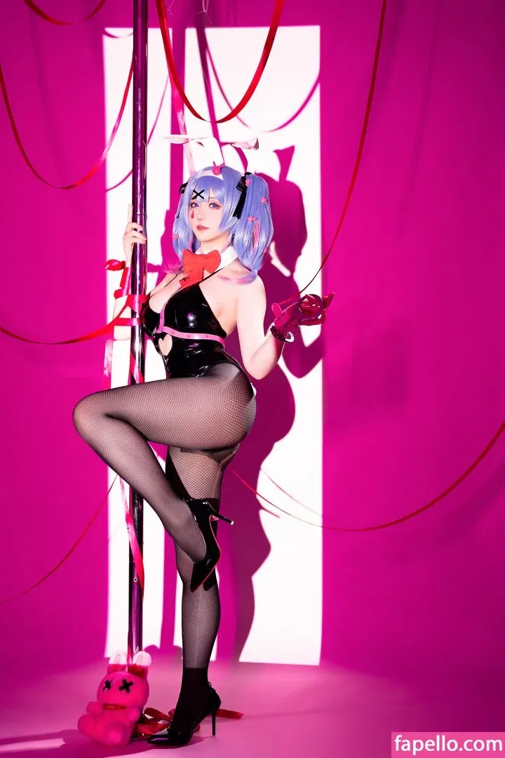 Hoshilily Onlyfans Photo Gallery 