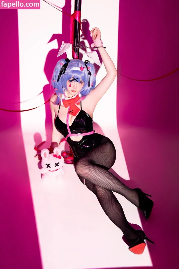 Hoshilily Onlyfans Photo Gallery 