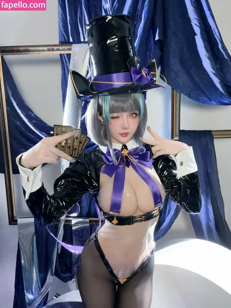 Hoshilily Onlyfans Photo Gallery 