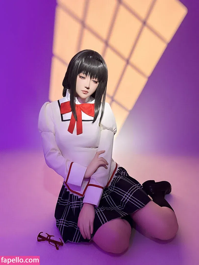 Hoshilily Onlyfans Photo Gallery 