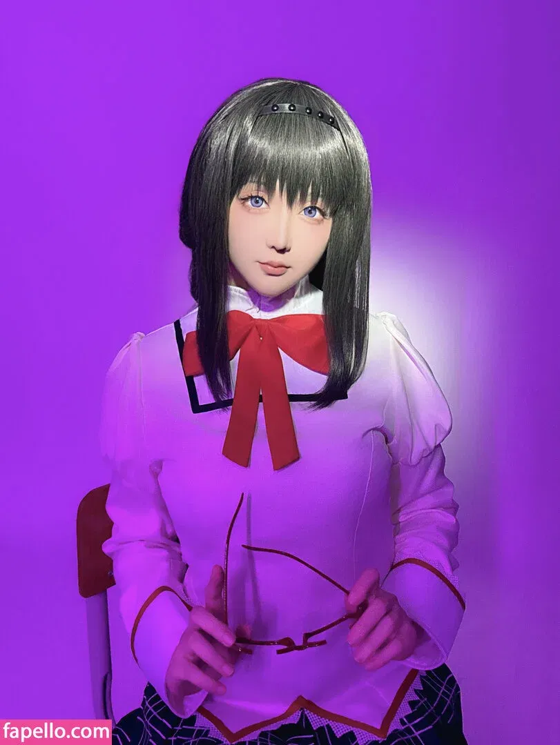 Hoshilily Onlyfans Photo Gallery 