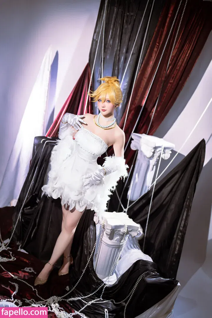 Hoshilily Onlyfans Photo Gallery 