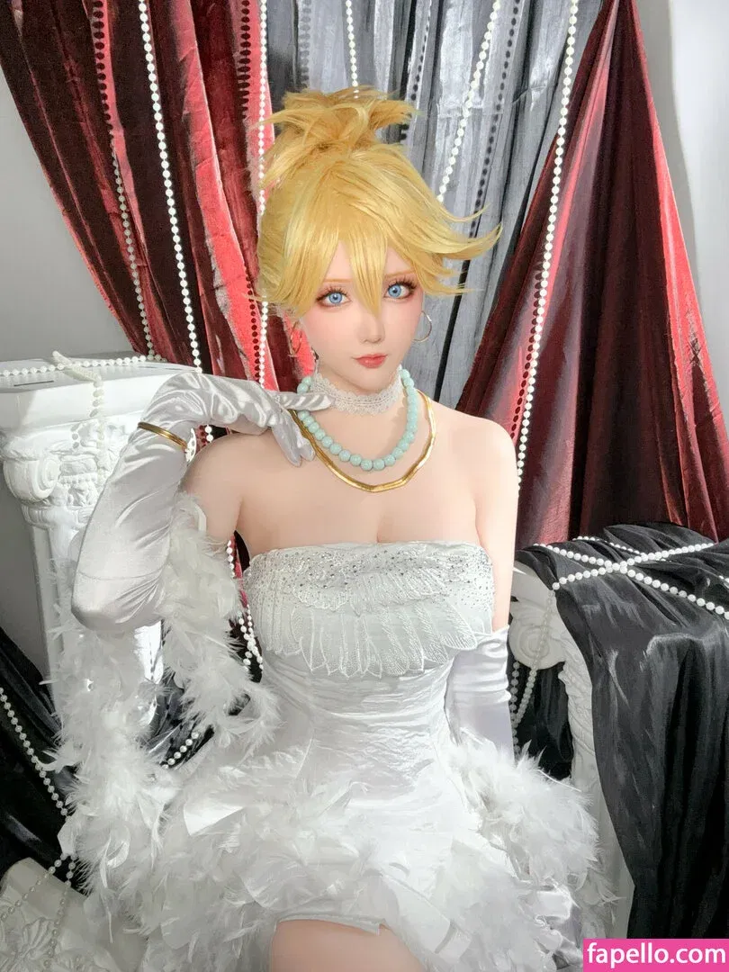 Hoshilily Onlyfans Photo Gallery 