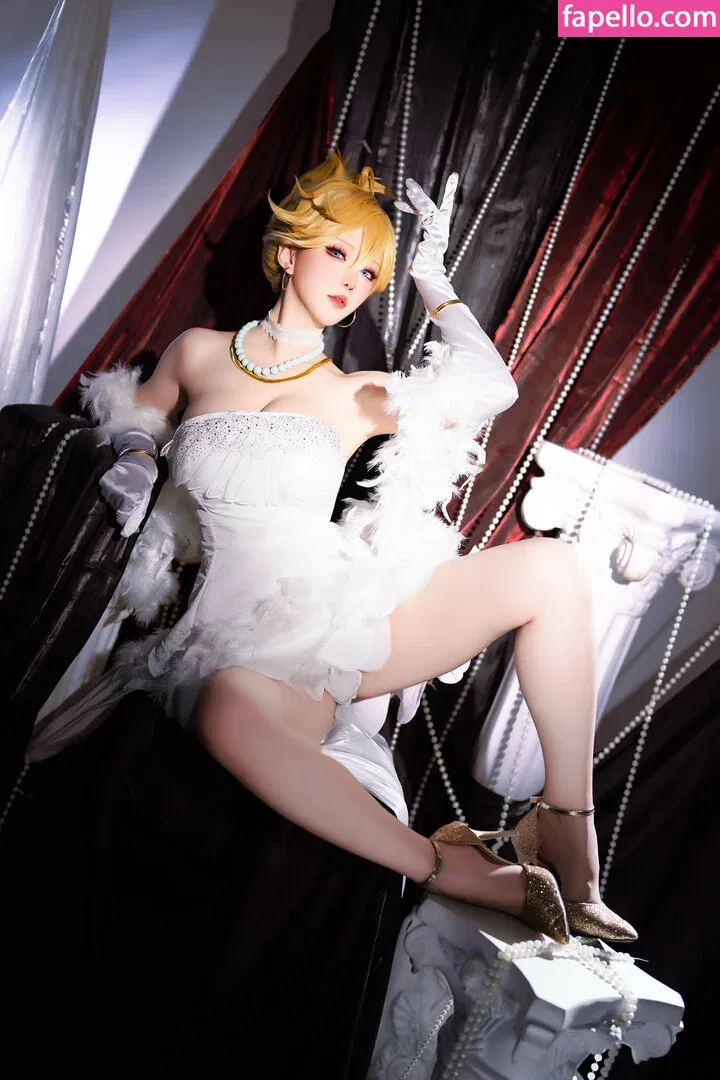 Hoshilily Onlyfans Photo Gallery 