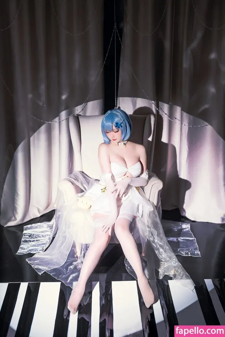 Hoshilily Onlyfans Photo Gallery 