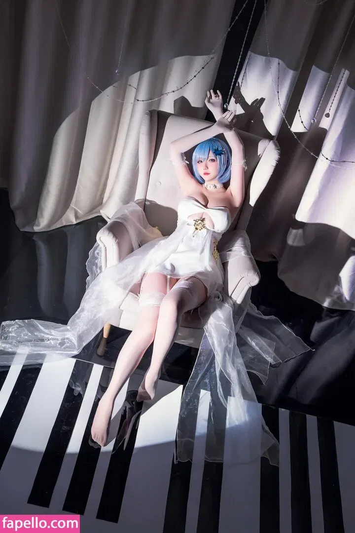 Hoshilily Onlyfans Photo Gallery 