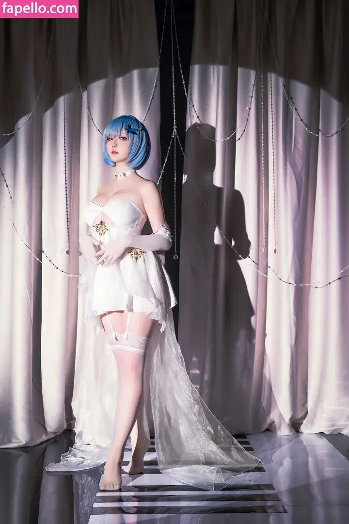 Hoshilily Onlyfans Photo Gallery 