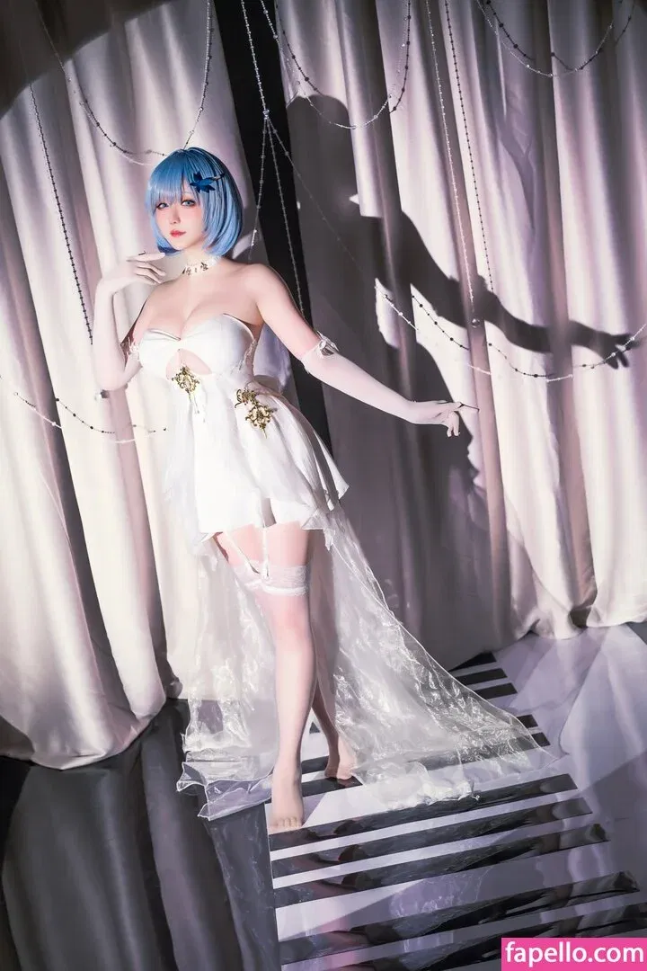 Hoshilily Onlyfans Photo Gallery 