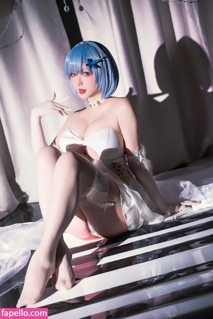 Hoshilily Onlyfans Photo Gallery 