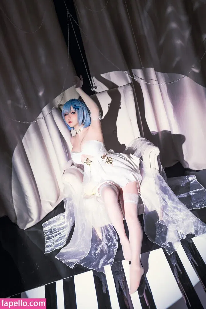 Hoshilily Onlyfans Photo Gallery 