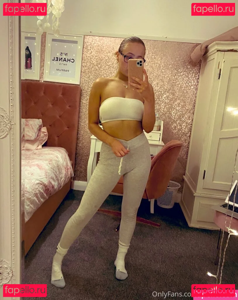 Cara Arabella Onlyfans Photo Gallery 