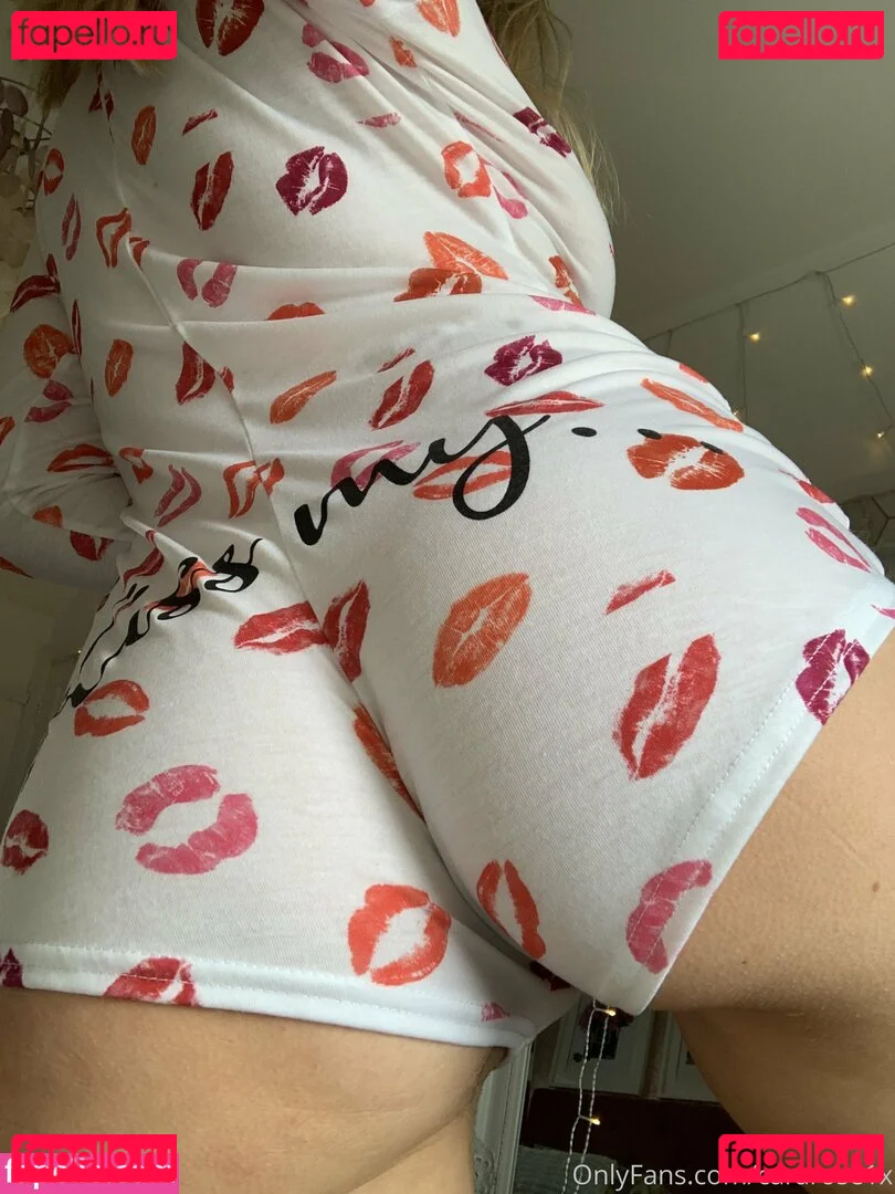 Cara Arabella Onlyfans Photo Gallery 