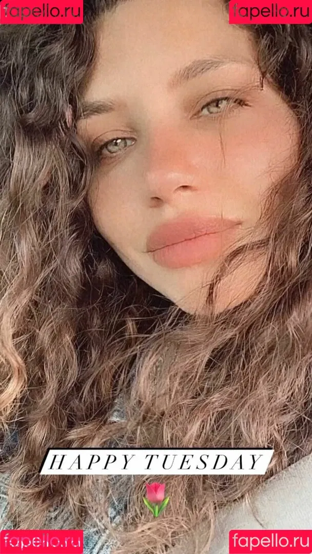 Juliana Harkavy Onlyfans Photo Gallery 