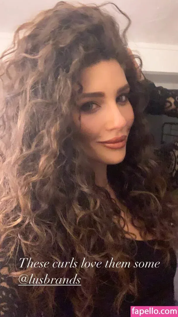 Juliana Harkavy Onlyfans Photo Gallery 