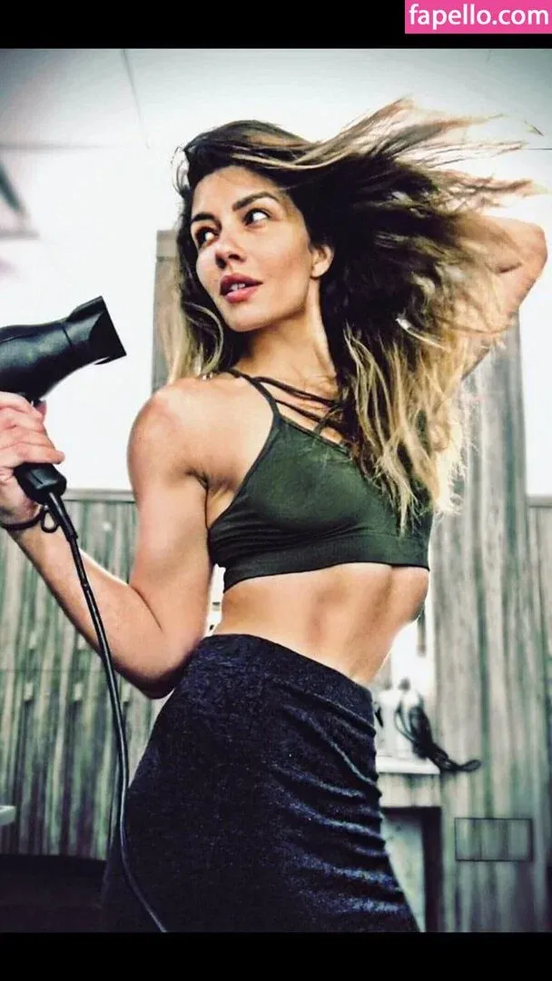 Juliana Harkavy Onlyfans Photo Gallery 
