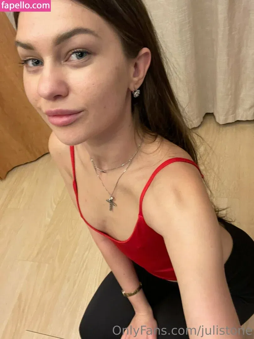 julistone Onlyfans Photo Gallery 