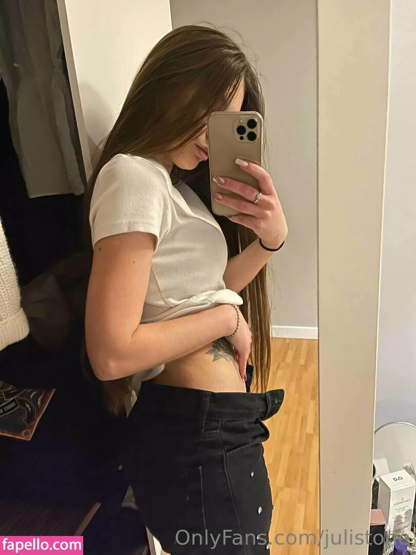 julistone Onlyfans Photo Gallery 