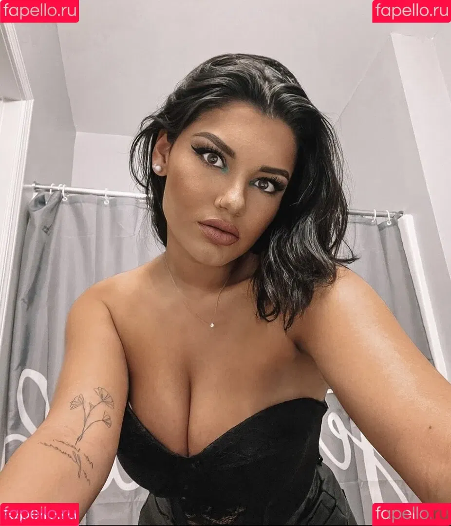 Hannah M Onlyfans Photo Gallery 