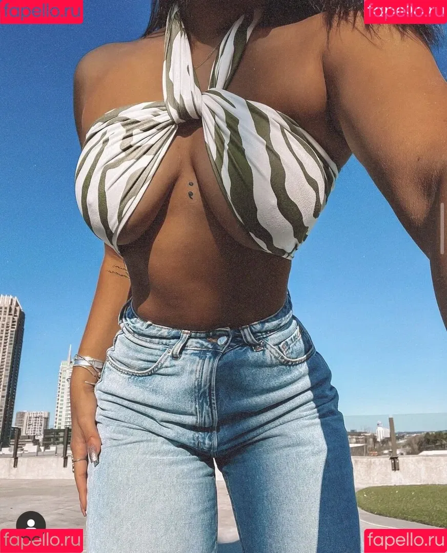 Hannah M Onlyfans Photo Gallery 
