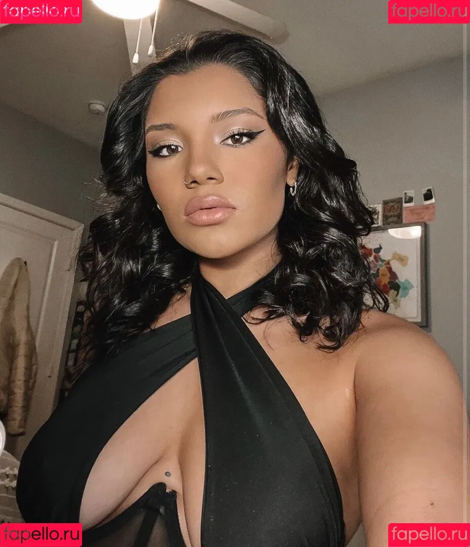 Hannah M Onlyfans Photo Gallery 