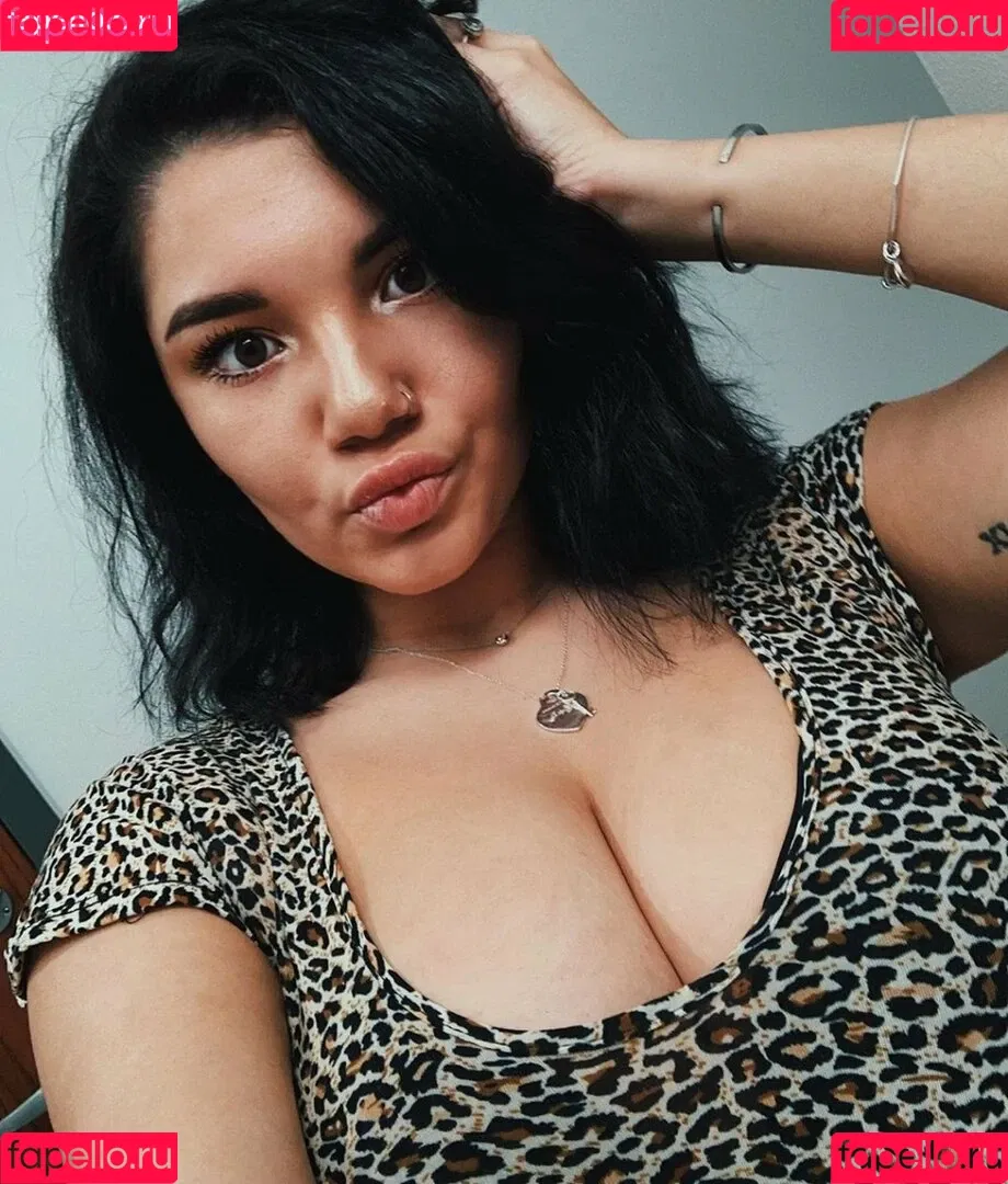 Hannah M Onlyfans Photo Gallery 