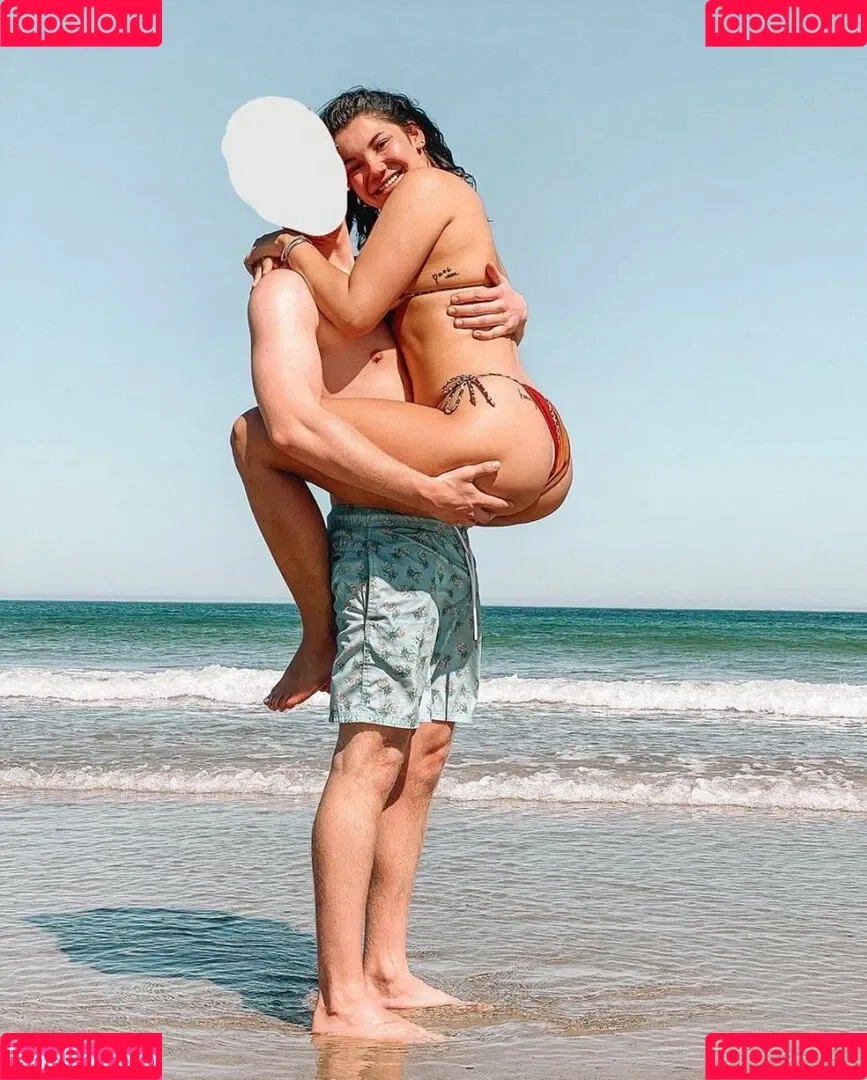 Hannah M Onlyfans Photo Gallery 