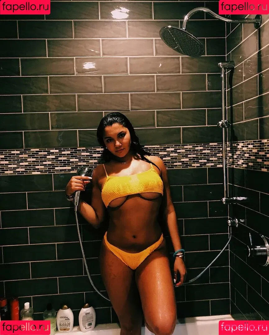 Hannah M Onlyfans Photo Gallery 