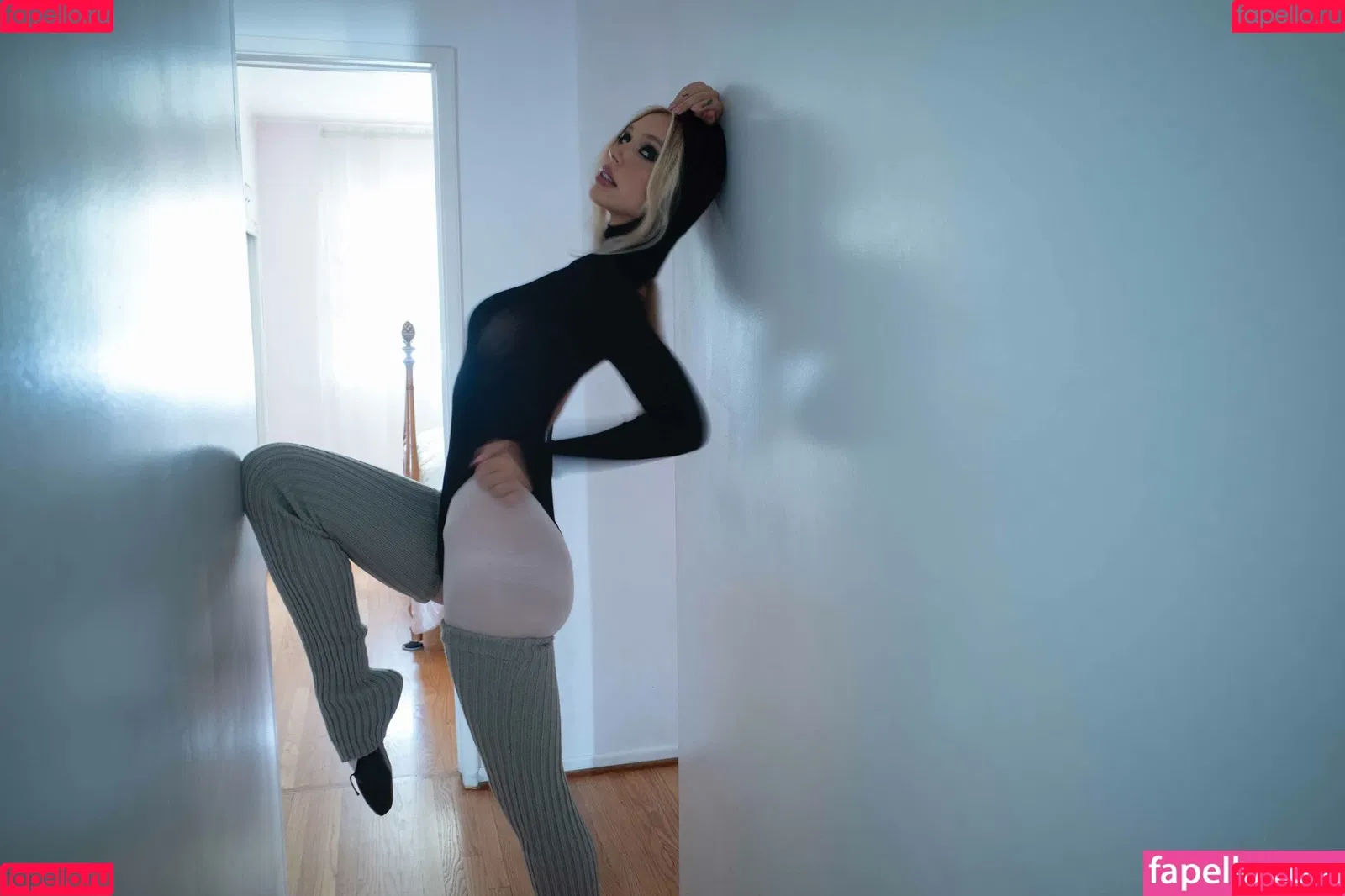 Alexis Ren Onlyfans Photo Gallery 