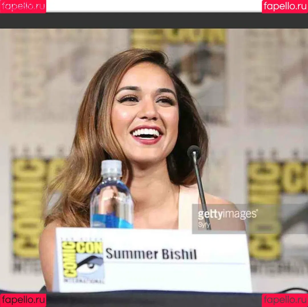 Summer Bishil Onlyfans Photo Gallery 