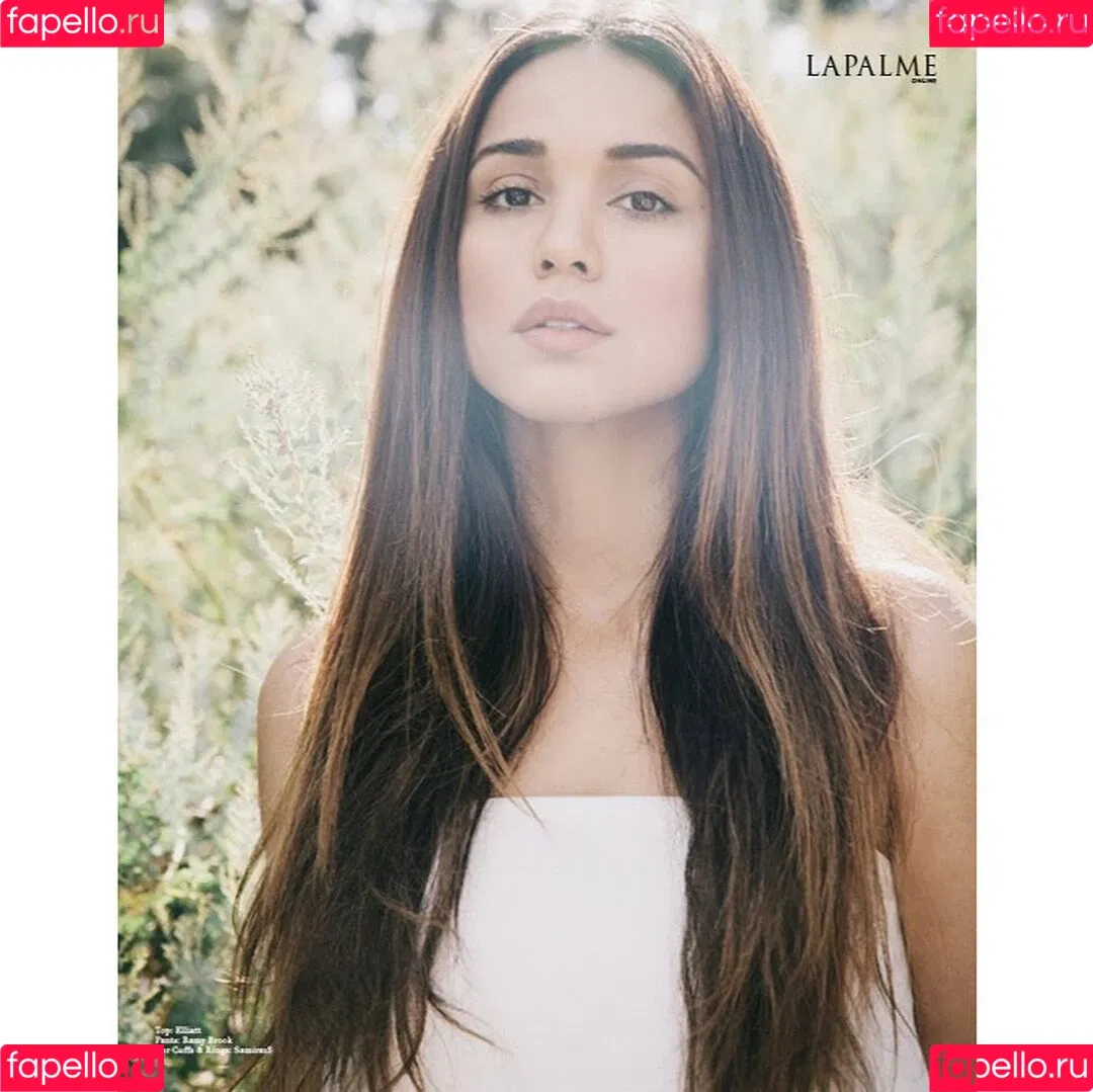 Summer Bishil Onlyfans Photo Gallery 