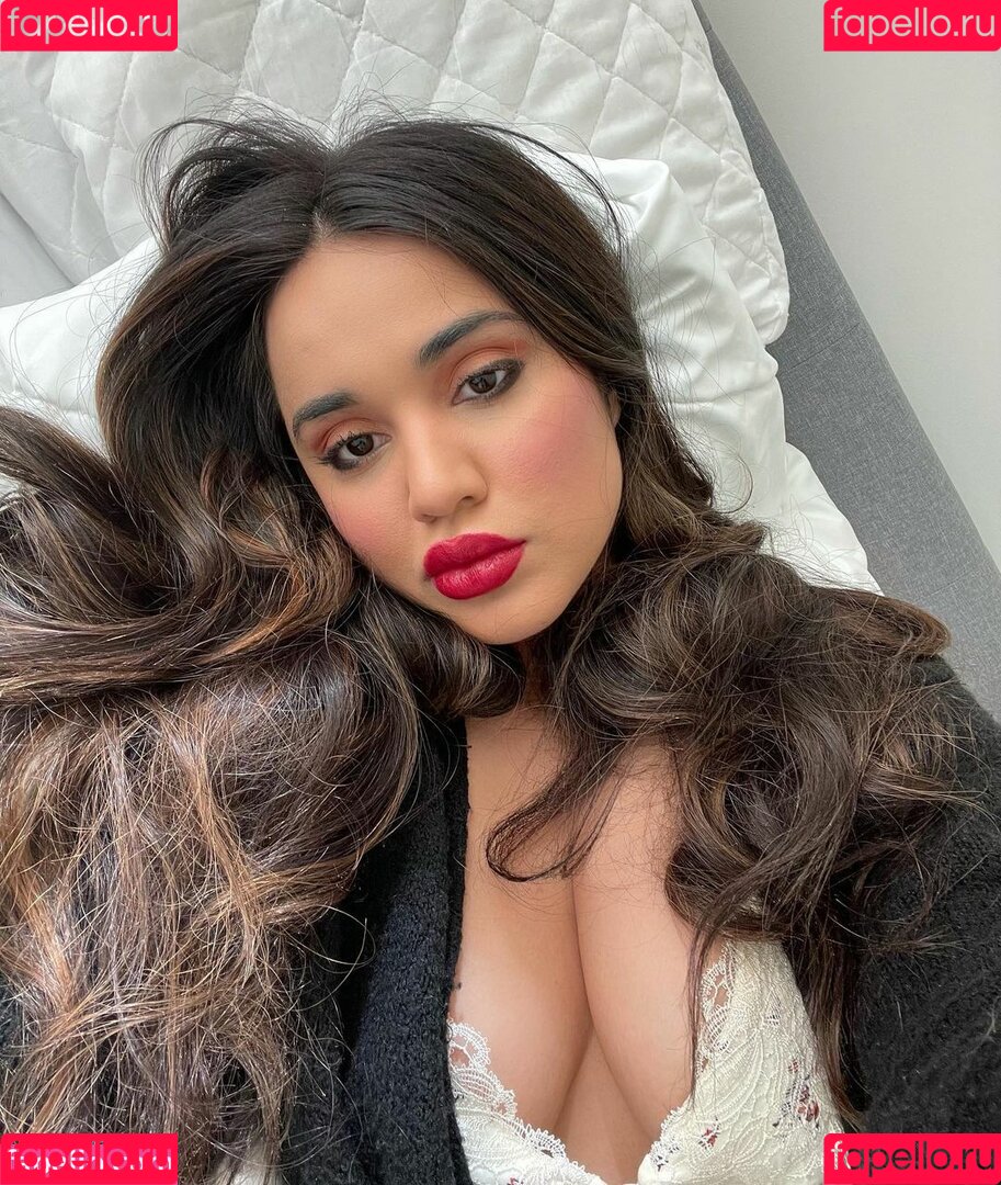 Summer Bishil Nude Onlyfans Photo 17