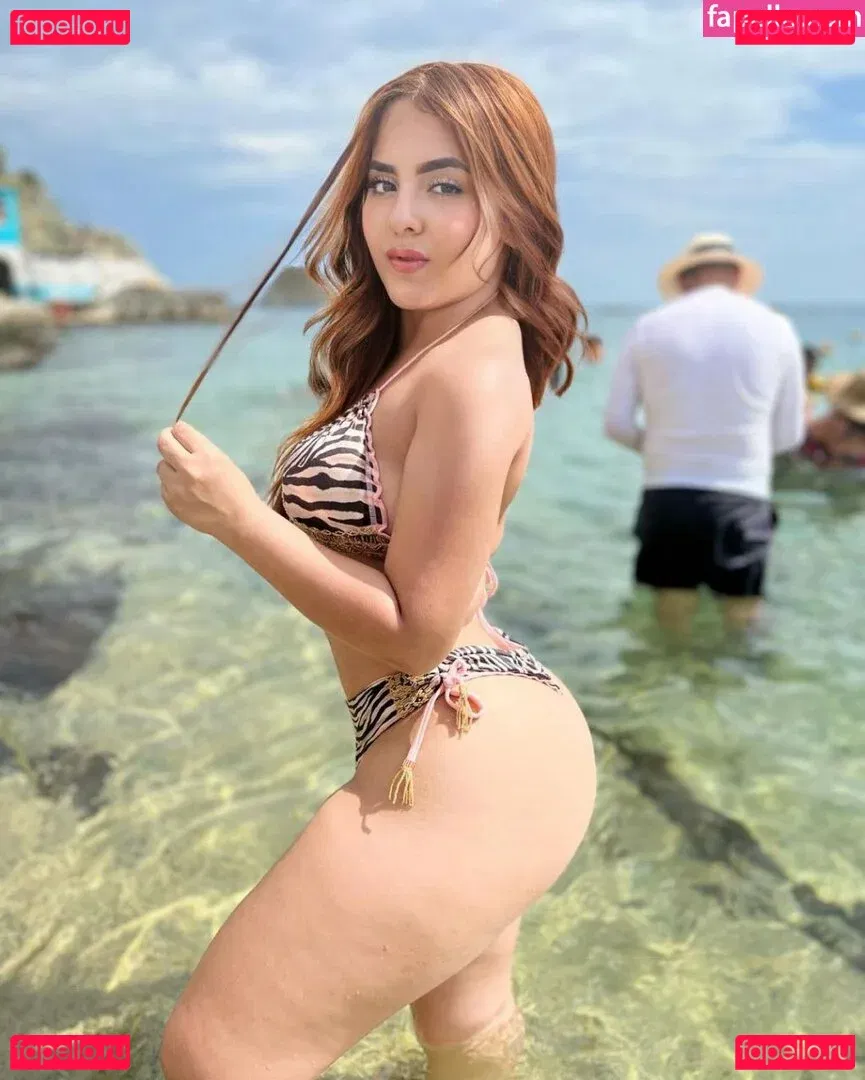 Angie Brand Onlyfans Photo Gallery 