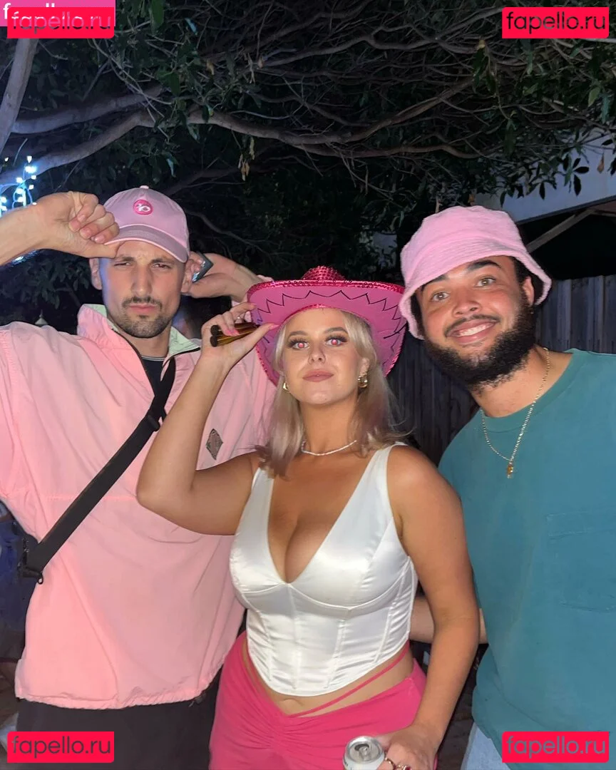 Jasmine Ramage Onlyfans Photo Gallery 