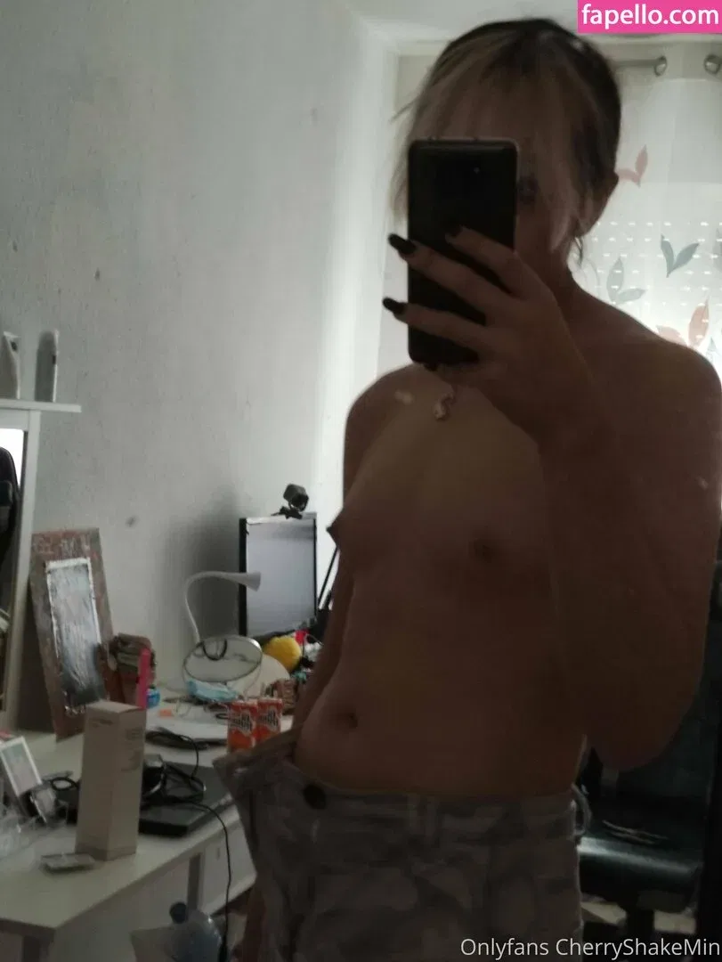 CherryShakeMin Onlyfans Photo Gallery 