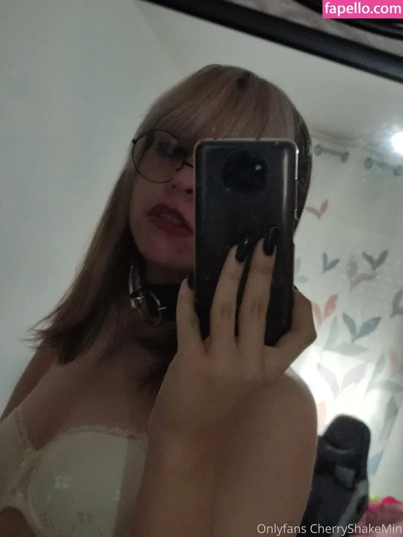 CherryShakeMin Onlyfans Photo Gallery 