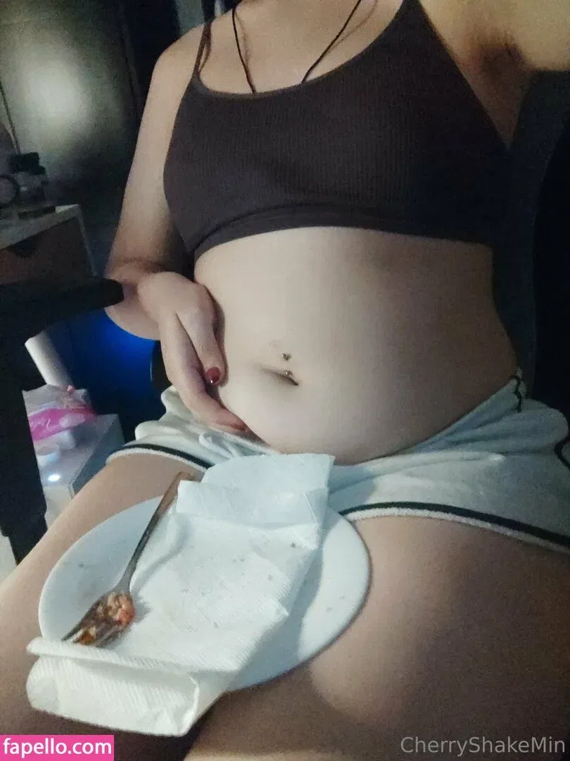 CherryShakeMin Onlyfans Photo Gallery 