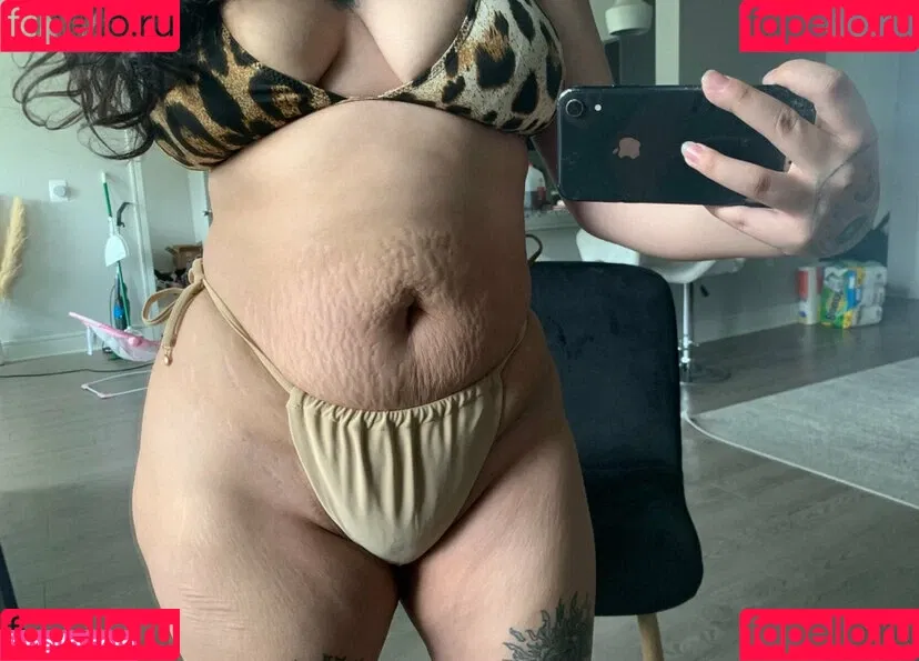 ajuicyk Onlyfans Photo Gallery 