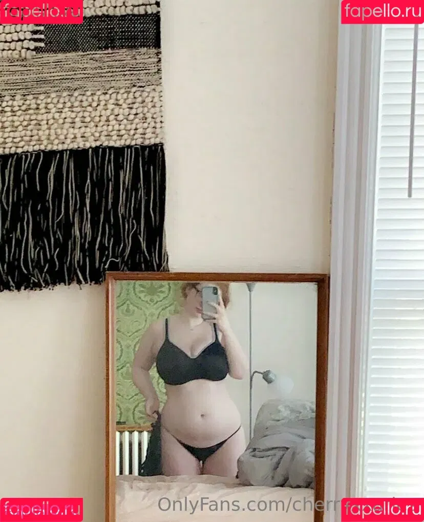 cherryxxaries Onlyfans Photo Gallery 