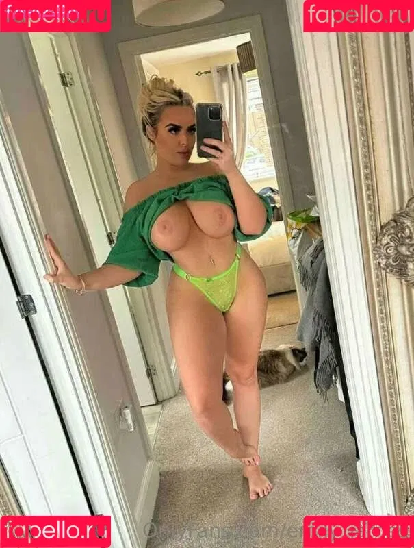 Emily_jones Onlyfans Photo Gallery 