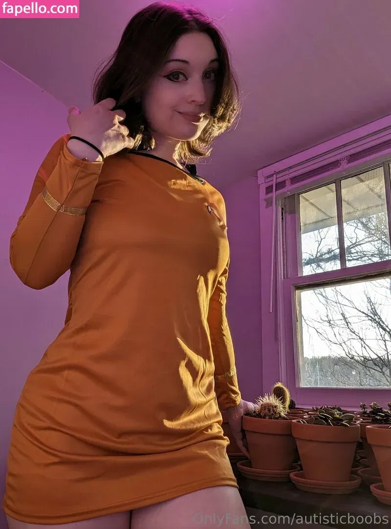 autisticboobs Onlyfans Photo Gallery 