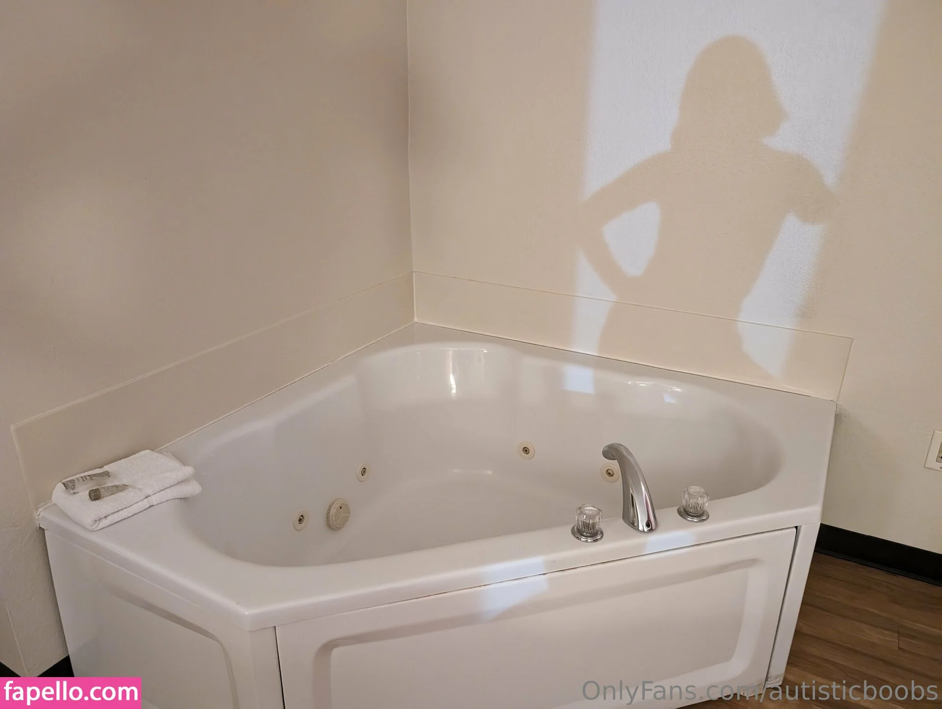 autisticboobs Onlyfans Photo Gallery 